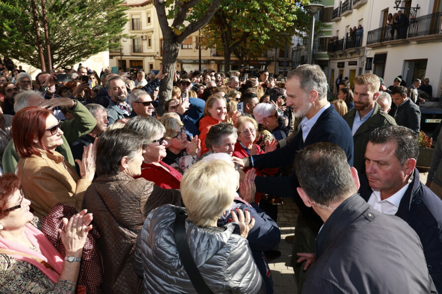 Los Reyes de España muestran su apoyo a los utielanos damnificados por la DANA 